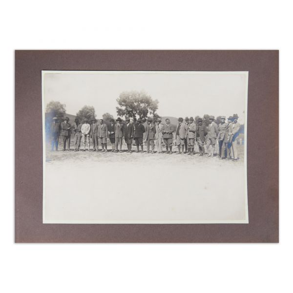 A.S.R. principele Carol la tirul de porumbei de la Gherla organizat de Iuliu Hossu, album fotografic, 1923