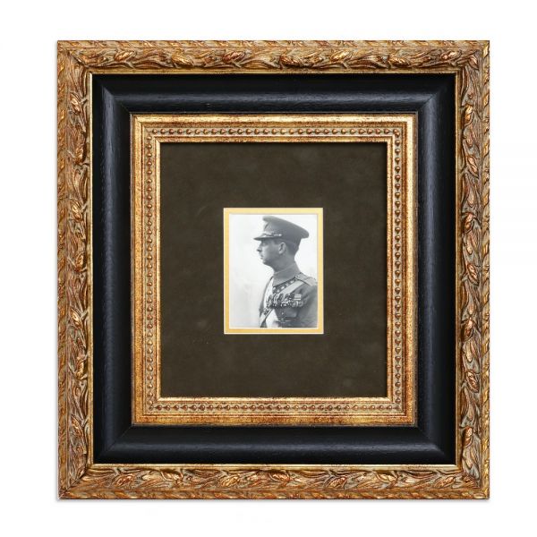 Principele Carol al II-lea în uniformă militară, fotografie tip carte poștală, atelier Julietta, cca. 1927