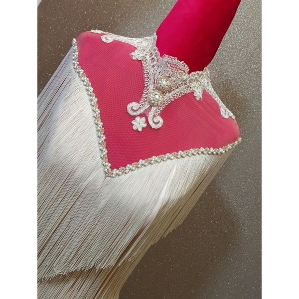 Rochie de ceremonie lucrată manual de creatoarea Mihaela Constantin