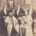 Delegații Marelui Sfat Național în timpul reuniunii de la Sibiu, fotografie tip carte poștală, 1918