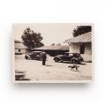 Automobile de epocă, patru fotografii de mici dimensiuni