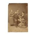 Familia Greceanu, șase fotografii de epocă, cu prototipurile personajelor din comediile „Chiriţele” ale lui Vasile Alecsandri