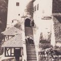 Regina Maria și fiicele ei la Bran, două fotografii de epocă, 1922-1923 