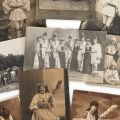 Țărani români, colecție de doisprezece fotografii de epocă 