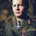Regele Mihai I în uniformă militară, fotografie cu semnătură olografă
