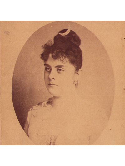 Maria von Vetsera, iubita principelui Rudolf, moștenitor al tronului Austro-Ungariei, fotografie de cabinet