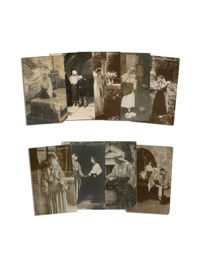 Regina Maria la Bran, zece fotografii tip carte poștală