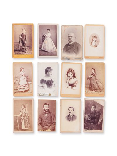 23 de fotografii format carte-de-visite, ateliere românești F. Mandy, F. Duschek, Nestor Heck, B. Brand, J. Marie, M. Schwarz