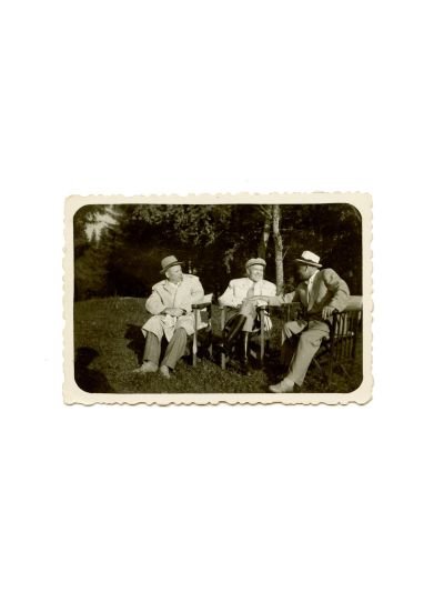Petru Groza, zece fotografii format carte-de-visite 