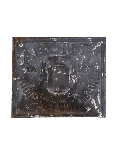 „Abonat la serviciul ridicărei gunoielor”, pancartă metalică