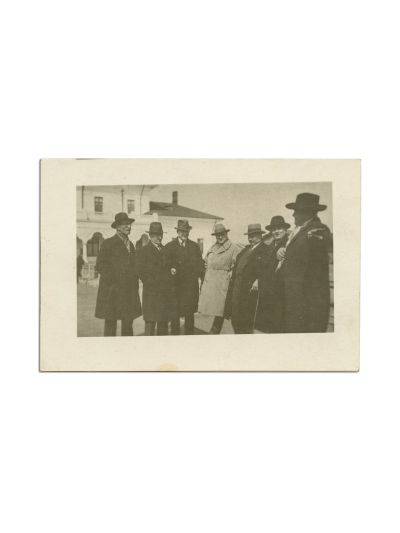 M. Sadoveanu, I. Mironescu, Dem. Botez, G. Topîrceanu, Panait Istrati, fotografie de epocă, 1926