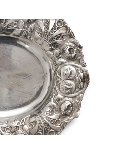 Bombonieră din argint cu monograma principelui Alexandru Ioan Cuza
