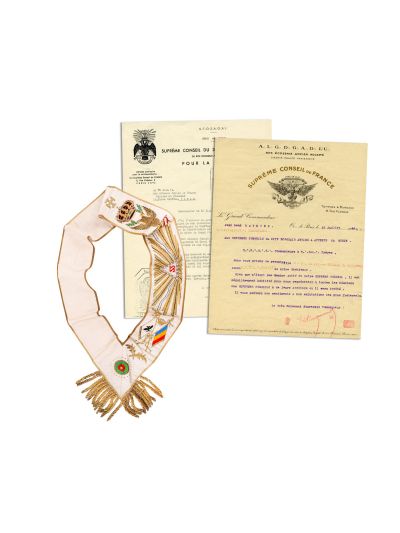 Colanul Masonic pentru gradul 33 oferit principelui Nicolae + Jean Pangal, scrisoare pentru principele Nicolae, 1949 + Jean René Raymond, scrisoare semnată olograf, 1946