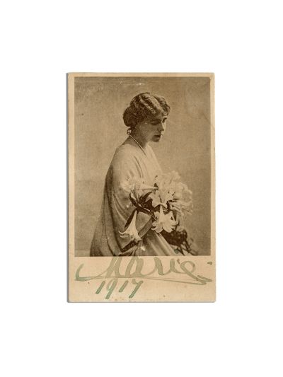 Regina Maria, fotografie tip carte poștală cu semnătură olografă, 1917