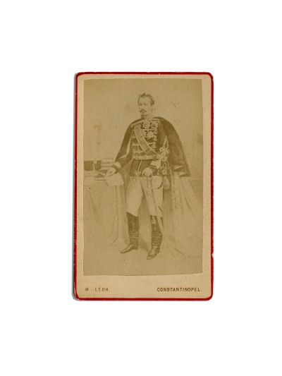 Alexandru Ioan și Elena Cuza, două fotografii tip carte-de-visite, atelier H. Leon