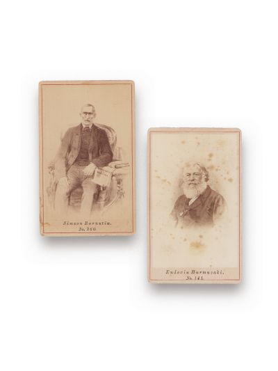 Simion Bărnuțiu și Eudoxiu Hurmuzachi, două fotografii format carte-de-vizite, atelier Frații Șaraga