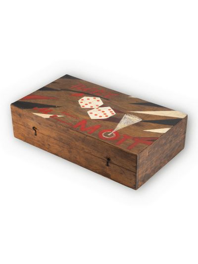 Întreprinderea de vinuri și șampanii Mott, cutie pentru jocul de table, pictată manual