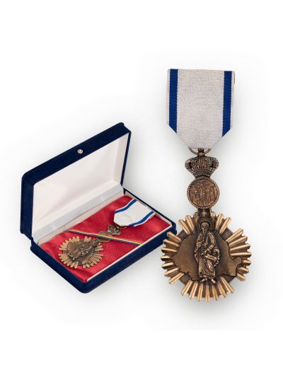 Ordinul Patriarhiei României, însemn