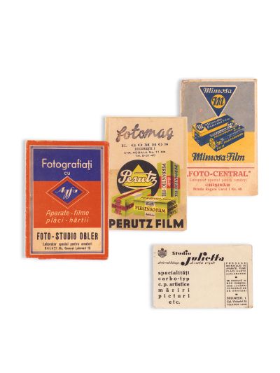 Colecție de 4 plicuri cu reclame pentru laboratoare și produse fotografice