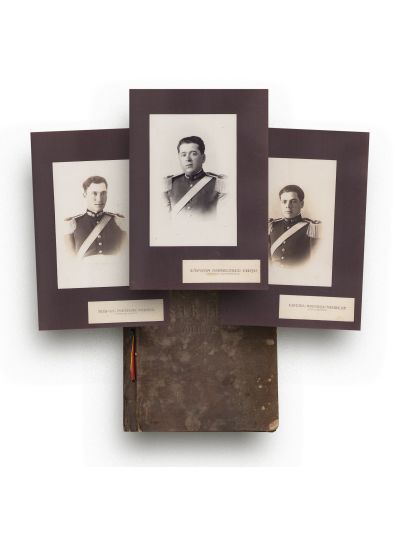 Albumul Regimentului „Vasile Lupu” nr. 36 Silistra, 44 de fotografii