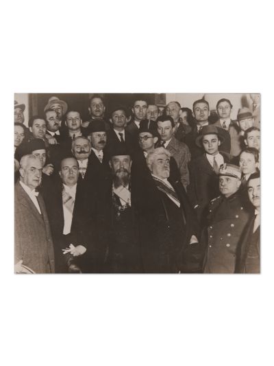 Doctorul Cantacuzino, C. Argetoianu, Ion Inculeț, Nicolae Iorga, Al. Vaida-Voevod, două fotografii de epocă, atelier St. Ignat