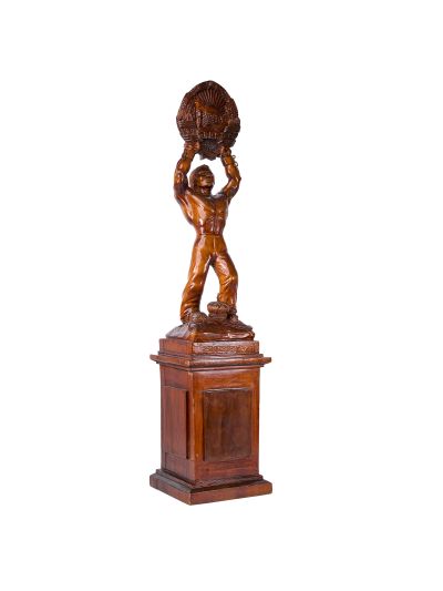 Proclamarea Republicii Populare Române, statuetă din lemn sculptat, 30 decembrie 1947