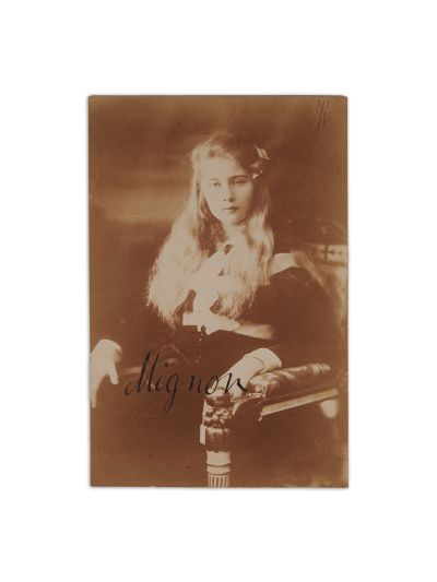 Principesa Maria - Mignon, fotografie tip carte poștală, semnată olograf, atelier Mandy