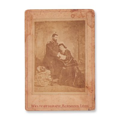 Domnitorul Carol al României și Elisabeta, fotografie de cabinet, atelier Hermann Leon 