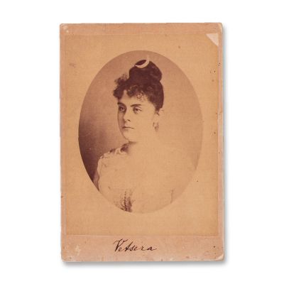 Maria von Vetsera, iubita principelui Rudolf, moștenitor al tronului Austro-Ungariei, fotografie de cabinet