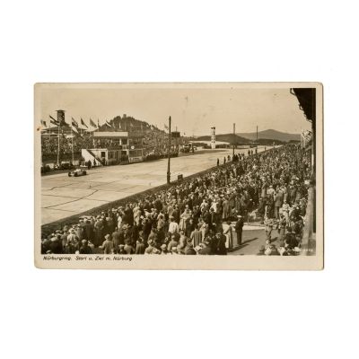 Fotografie tip carte poștală înfățișând circuitul de curse auto Nurburgring