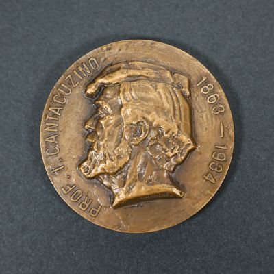 Prof. I. Cantacuzino, medalie din bronz, gravor Gheorghe D. Anghel