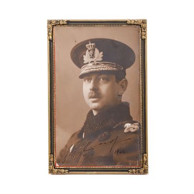 Regele Carol al II-lea, fotografie de epocă semnată olograf, 1932