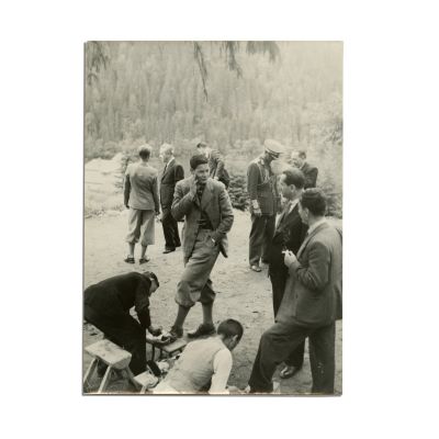 Principele Mihai I în timpul călătoriei de studiu, fotografie de epocă, 1939