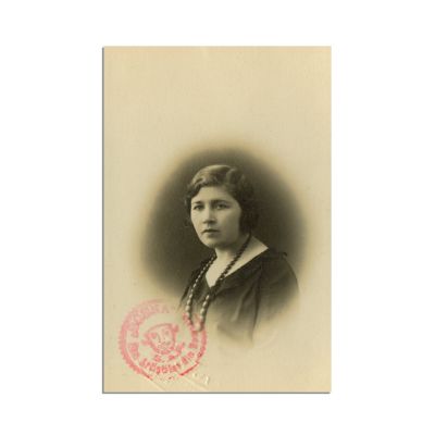 Sorana Țopa, Carte de liberă profesie și identitate, 1930