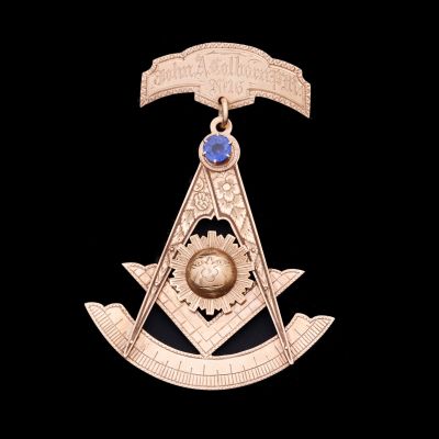 Pandantiv masonic din aur de 12K