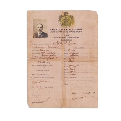 Patric Deleanu, pașaport, 1 aprilie 1919, semnat de căpitanul Vasile Stoica