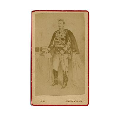 Alexandru Ioan și Elena Cuza, două fotografii tip carte-de-visite, atelier H. Leon