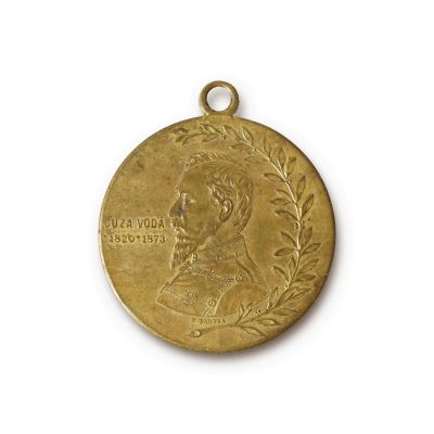 50 de ani de la Unirea Principatelor, medalie din bronz doré, 1859-1909, gravor F. Șaraga