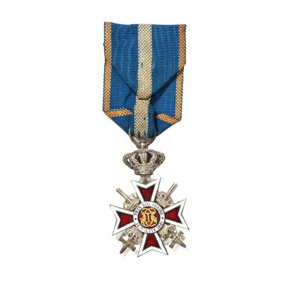 Ordinul „Coroana României” în grad de cavaler, model 1938, pentru militari