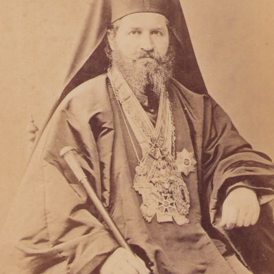 Episcopul Ghenadie II, fotografie de epocă, atelier Szollosy