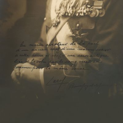 Regele Carol al II-lea, fotografie de mari dimensiuni cu o amplă dedicație olografă