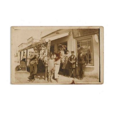 Măcelăria Moderna, fotografie format carte poștală