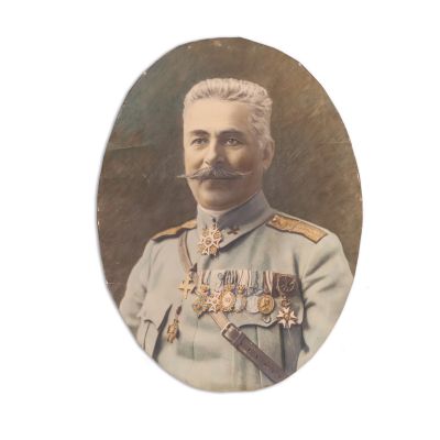 General al Armatei Române, ulei pe carton