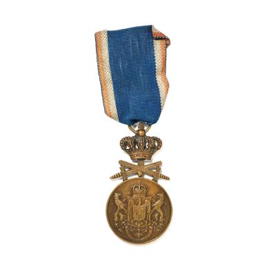 Medalia „Serviciul Credincios”, clasa a III-a, cu spade, model 1938