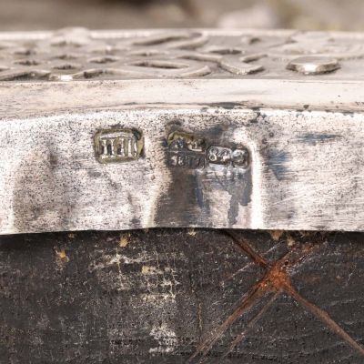 Icoana Născătoarei de Dumnezeu de tip Kazanskaia, tempera pe lemn, cu ferecătură