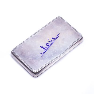 Tabachera din argint și email, inscripționată cu semnătura reginei Maria