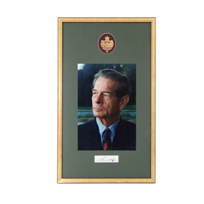  Regele Mihai I, fotografie de mari dimensiuni + bilet cu semnătură olografă 