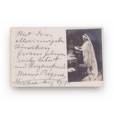 Regina Elisabeta a României, fotografie tip carte poștală cu amplă însemnare olografă, 1907 