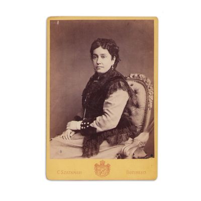 Ecaterina Capșa, fotografie de epocă, atelier Carol Popp de Szathmári
