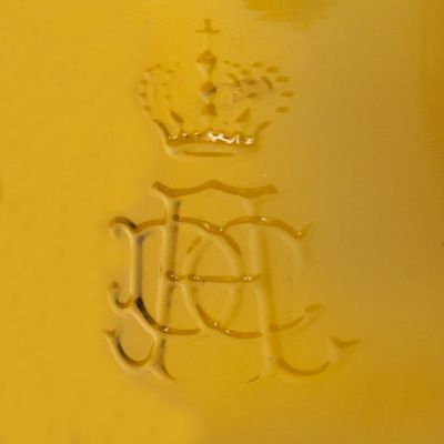 Sticlă de vin, A.D.C. - Administrația Domeniul Coroanei